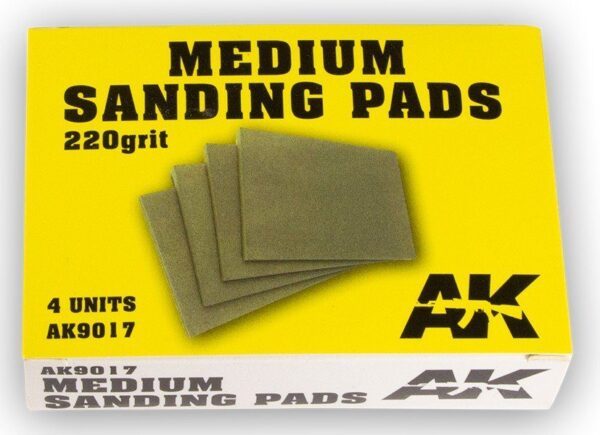 AK-9017 AK INTERACTIVE Medium Sanding Pads 220 grit.4units